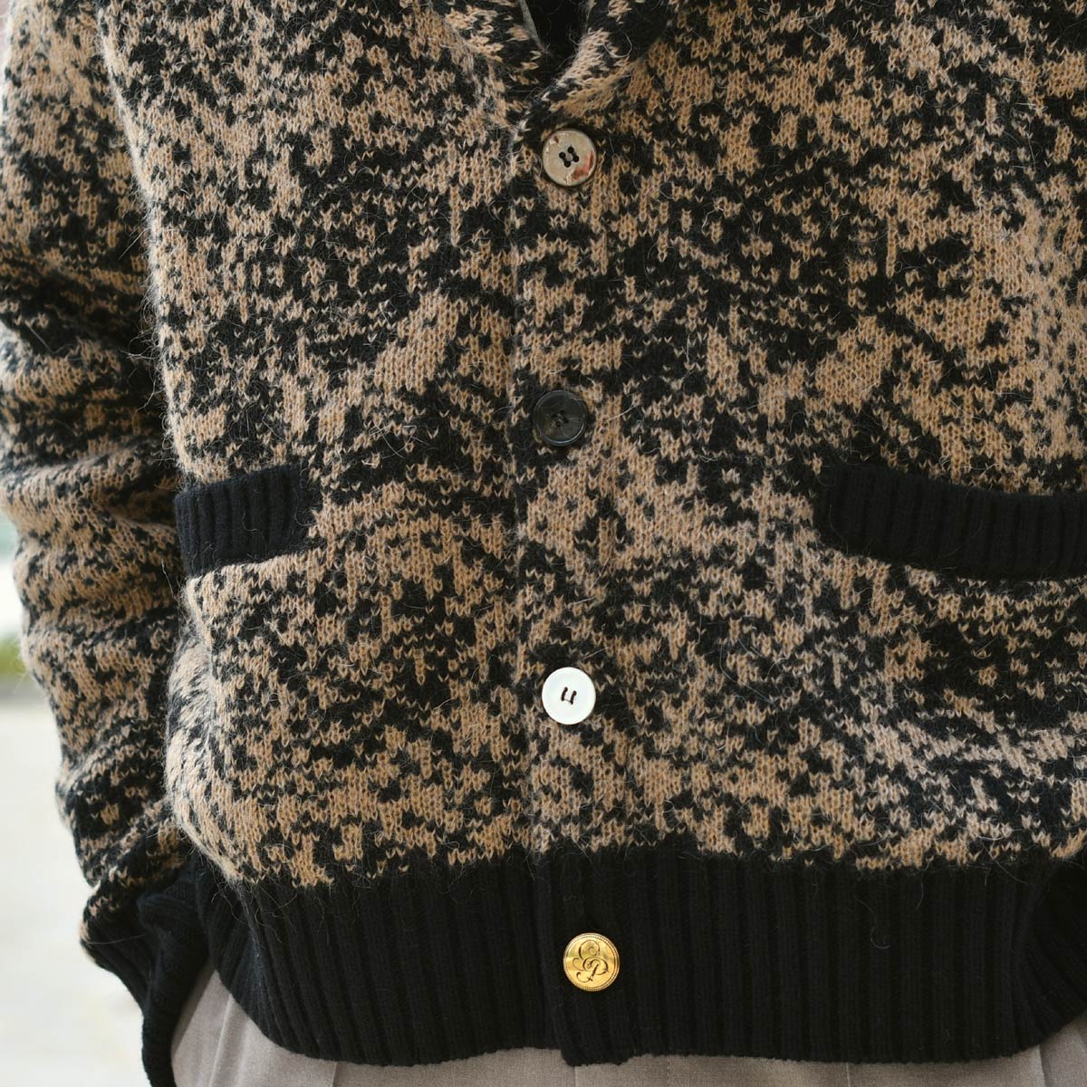 ~黒×茶使いは大人の渋みを生み出します。~Gabriele Pasini【ガブリエレ パジーニ】